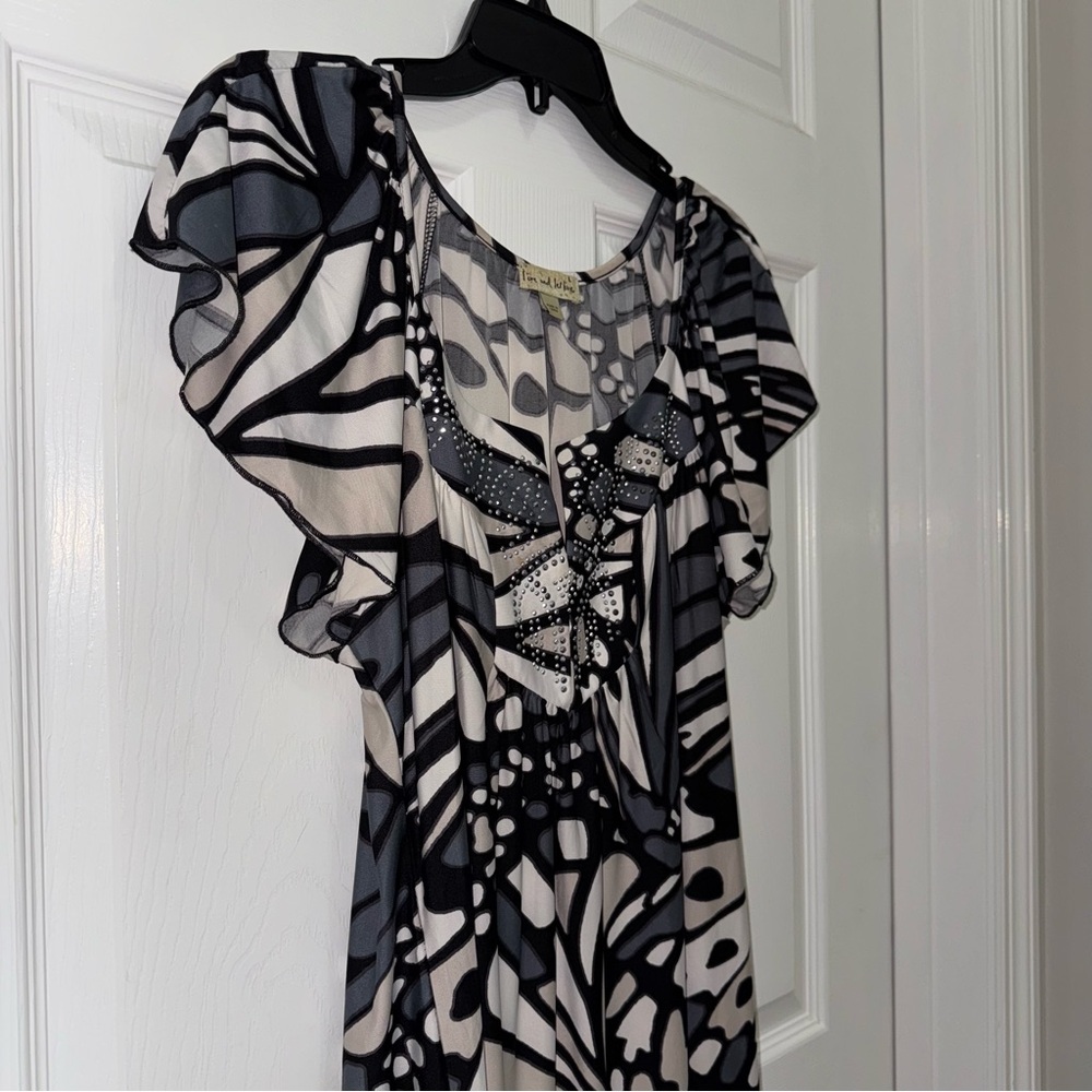 Live and Let Live Black and White Sheath Butterfly Midi Dress size L - Picture 6 of 12